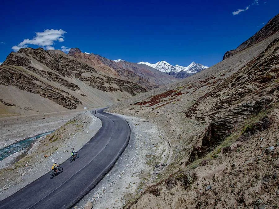 13 Days Cycling From Manali to Leh Tour
